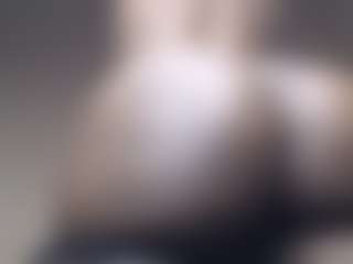 GlazedBunzz's Live Sex Cam Show