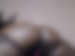 GlazedBunzz's Live Sex Cam Show