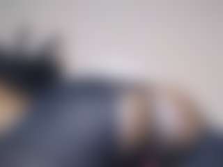 GlazedBunzz's Live Sex Cam Show