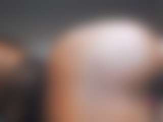 Live cam show with GlazedBunzz - Toys on Gym Cam Girls