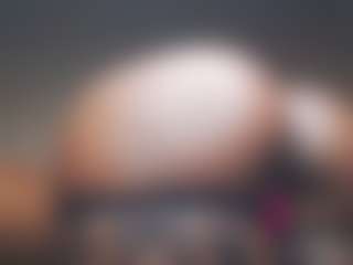 Live cam show with GlazedBunzz - Ebony Squirt on fapnchat