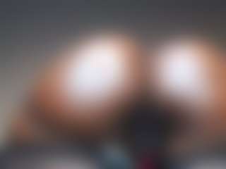 GlazedBunzz's Live Sex Cam Show