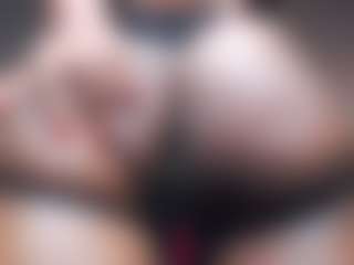 Live cam show with GlazedBunzz - Ebony on madthumbs