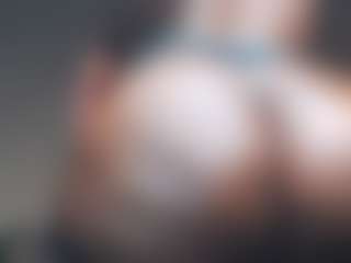 Live cam show with GlazedBunzz - Dildo Or Vibrator on CamClone