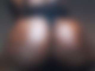 GlazedBunzz's Live Sex Cam Show