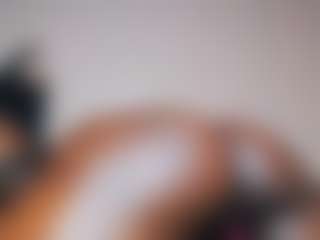 GlazedBunzz's Live Sex Cam Show