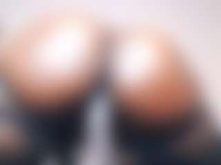 GlazedBunzz's Live Sex Cam Show