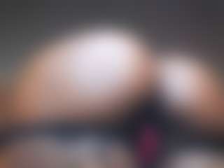 GlazedBunzz's Live Sex Cam Show