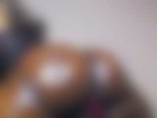 GlazedBunzz's Live Sex Cam Show