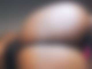 Live cam show with GlazedBunzz - Dildo Or Vibrator on TeamSkeetLive