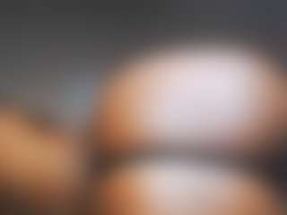 GlazedBunzz's Live Sex Cam Show