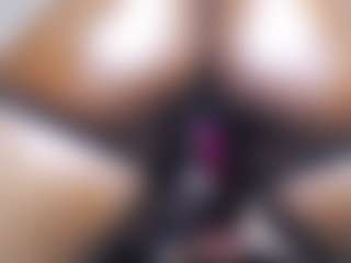 GlazedBunzz's Live Sex Cam Show