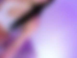 Spettacolo in cam dal vivo con Keyspriincess - Anal Toys su Camsoda