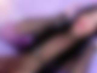 Live cam show with Keyspriincess - Lean on Camsoda