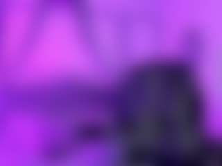 Live cam show with Maggietime - Nipple Piercings on Hubzter Live