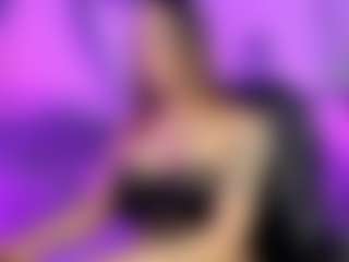 Live cam show with Maggietime - Nipple Piercings on ObeyMaria