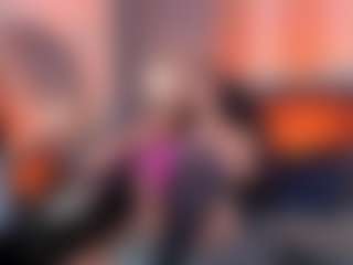 Live cam show with Maggietime - Shaved on TastyBlacksLive