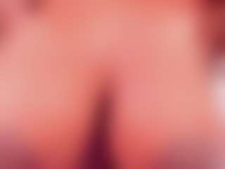 Live cam show with Karina - Fuck Machine on CamClone