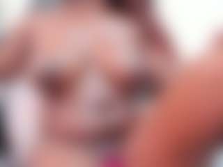 Live cam show with Karina - Average on Camsoda