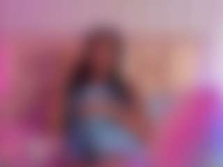 Live cam show with VayoLeen - Tiny Tits on Camsoda