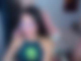 Live cam show with AylaMurray - Facial on studioflirtlive.com