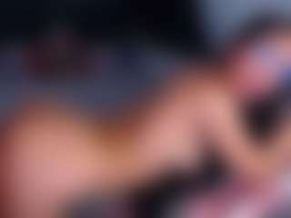 Live cam show with AylaMurray - Shaved Pussy on PervPlay.com