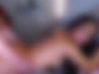 Live cam show with AylaMurray - Cum on SpunkLive