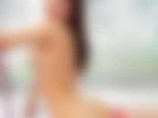 Live cam show with YanaMiana - Masturbate on live18s.com