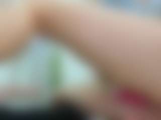 YanaMiana's Live Sex Cam Show