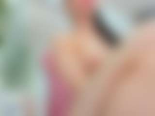 YanaMiana's Live Sex Cam Show