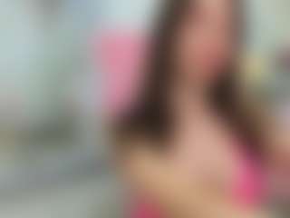 Live cam show with YanaMiana - Shaved Pussy on Camversity