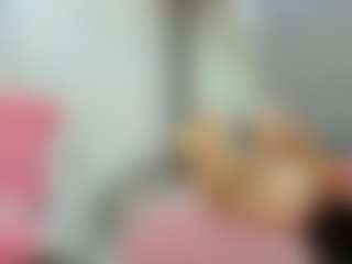 YanaMiana's Live Sex Cam Show