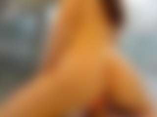 YanaMiana's Live Sex Cam Show