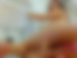 YanaMiana's Live Sex Cam Show