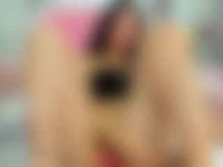 Live cam show with YanaMiana - Upskirt on SpunkLive