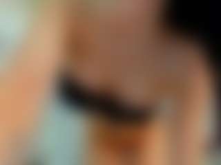 YanaMiana's Live Sex Cam Show