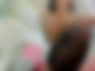 YanaMiana's Live Sex Cam Show