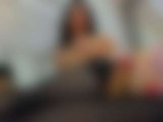 YanaMiana's Live Sex Cam Show