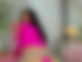 YanaMiana's Live Sex Cam Show