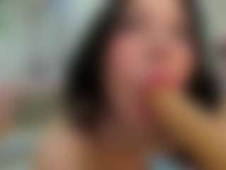 YanaMiana's Live Sex Cam Show