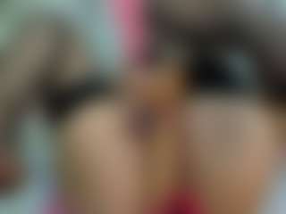 YanaMiana's Live Sex Cam Show