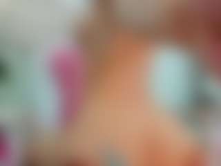 YanaMiana's Live Sex Cam Show