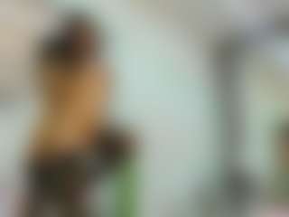YanaMiana's Live Sex Cam Show