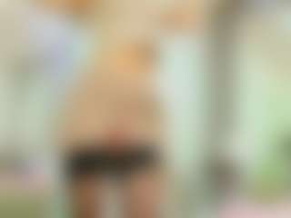 YanaMiana's Live Sex Cam Show