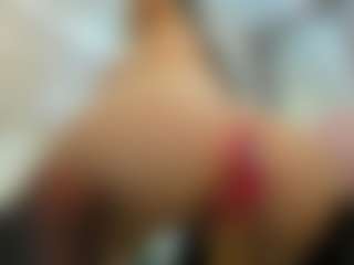 YanaMiana's Live Sex Cam Show
