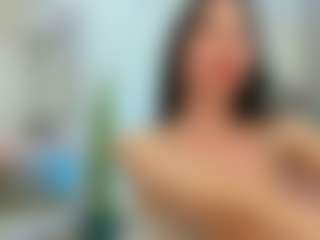 Live cam show with YanaMiana - Nipple Piercings on CamwithHer