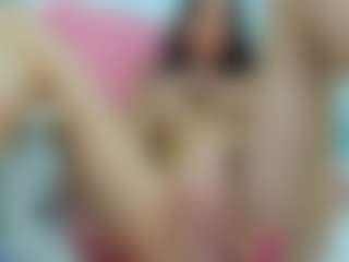 YanaMiana's Live Sex Cam Show