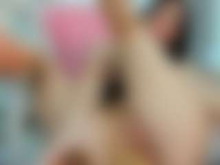 YanaMiana's Live Sex Cam Show
