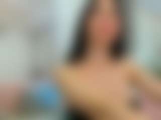 YanaMiana's Live Sex Cam Show