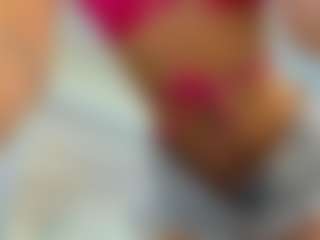 YanaMiana's Live Sex Cam Show
